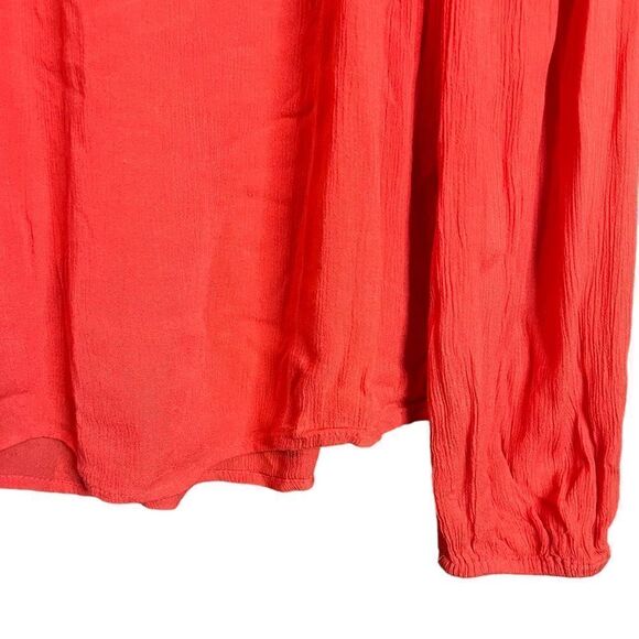 3 for $30! Gap flowy hula red blouse. Size small - Picture 11 of 11